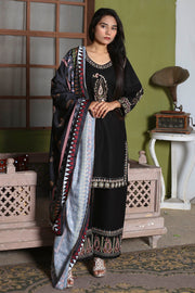 3PC Embroidered Khaddar Dress -09